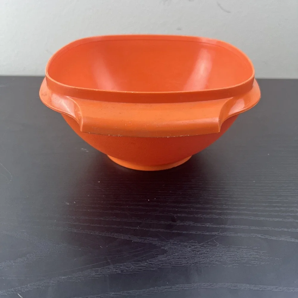 Vintage Tupperware Servalier Bowl 840-4 Burnt Orange Round MCM No Lid